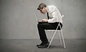 با زیاد نشستن تمام سلولهای بدن خود را در جوانی، پیر میکنید