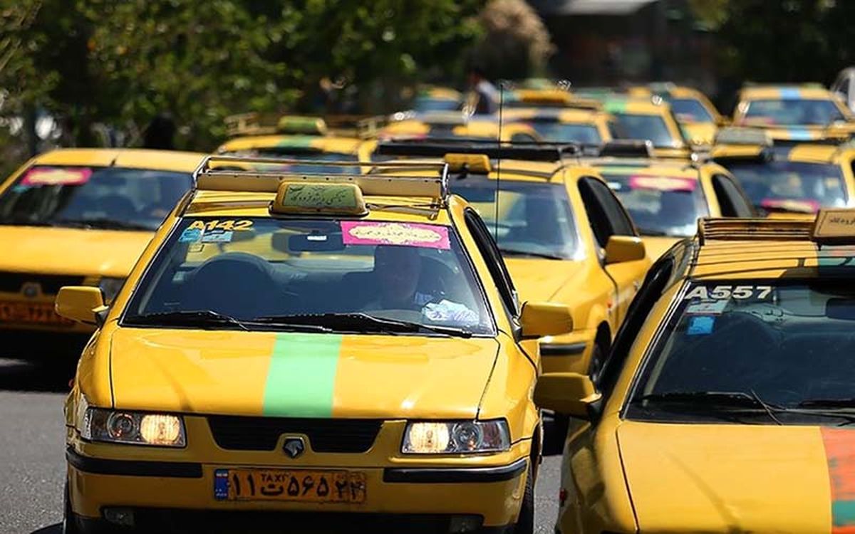تمام رانندگان تاکسی بیمه میشوند