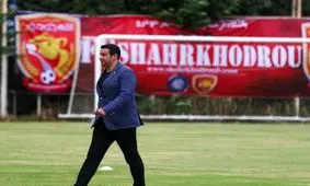 سرآسیایی: از گل‌محمدی مشورت می‌گیرم