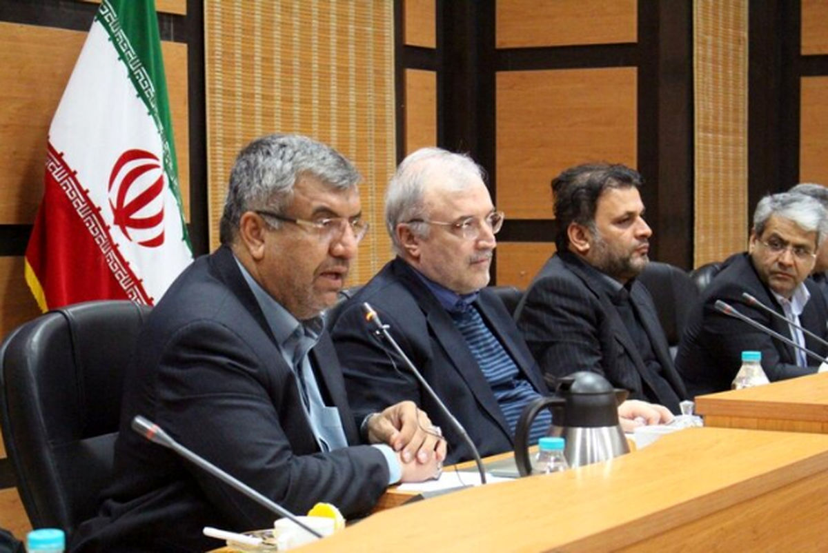 مشکلی در حوزه دارو و نیروی انسانی برای کمک به سیلزدگان نداریم