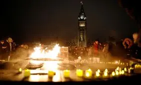 فیلم| خواندن شعر سعدی در مراسم بزرگداشت جان‌باختگان هواپیمای اوکراینی توسط نماینده پارلمان شهر ونکوور