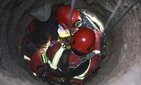 سقوط جوان ۲۵ ساله در چاه ۲۰ متری