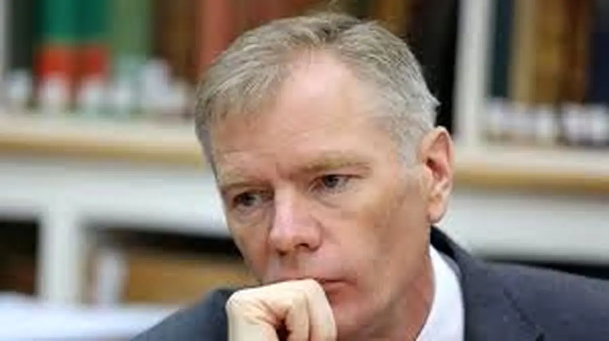 پس از سفری غیرمنتطره؛ سفیر انگلیس به تهران برمی‌گردد