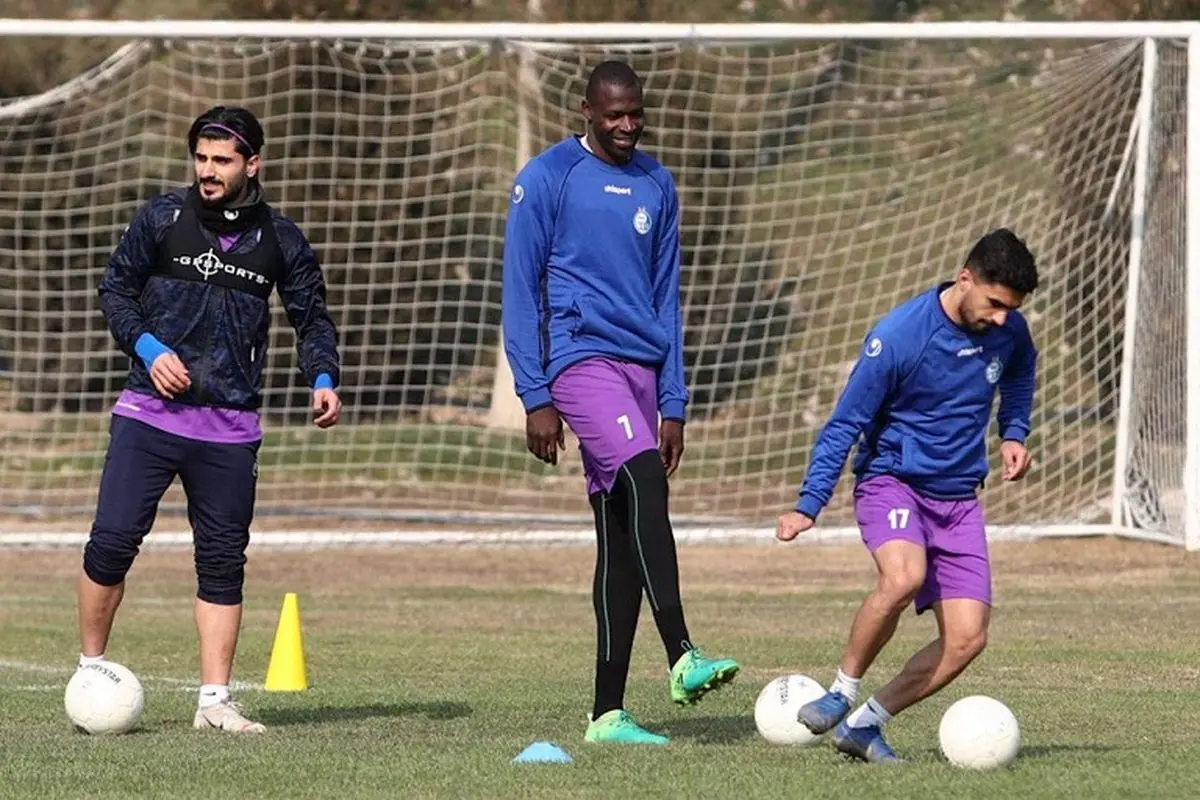 دیاباته سرحال در تمرین آبی‌ها