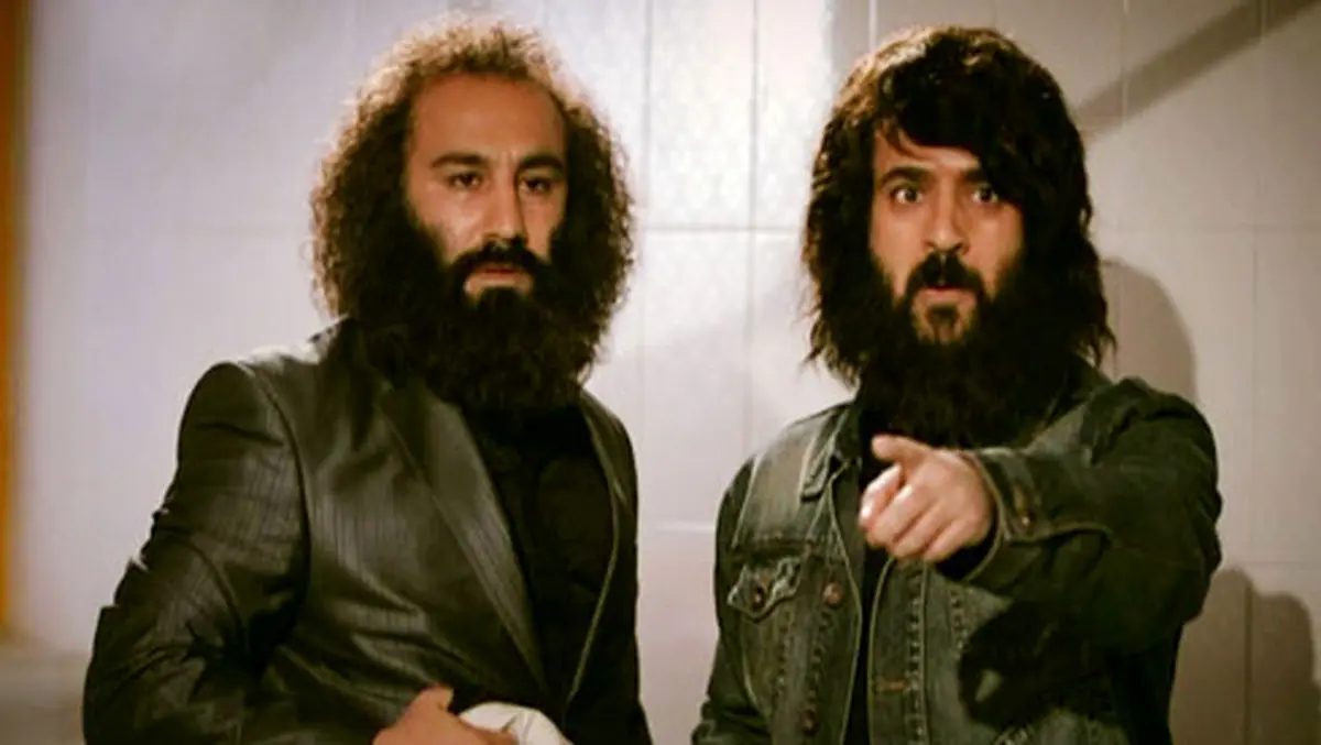 حمله کیهان به نقی معمولی و ارسطو عامل