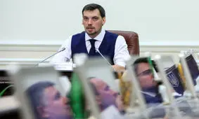 نخست‌وزیر اوکراین استعفا کرد/ درز تماس تلفنی با محتوای توهین به رئیس جمهور دلیل استعفا