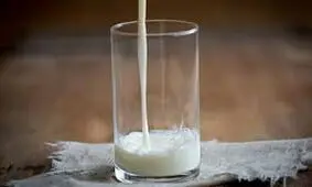 برای مقابله با پیری، شیر کم‌چرب بخورید