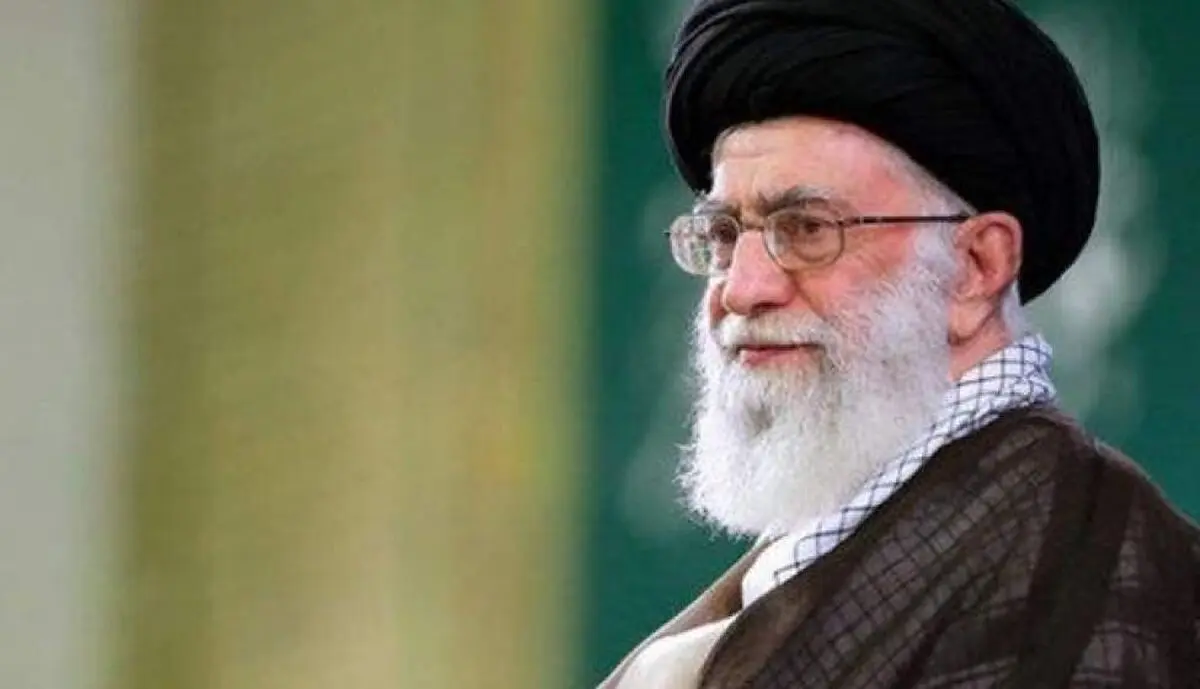 پیام رهبر انقلاب در پی عارضه جسمانی آیت الله سیستانی
