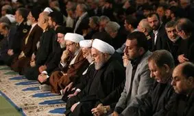 سیاسیون حاضر و غایب در نماز جمعه تاریخی دی 98