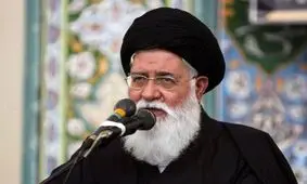 ستون پنجم در نماز جمعه! / فیلم