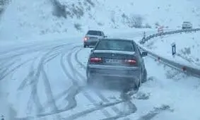 تداوم بارش برف و باران در جاده‌های ۱۳ استان