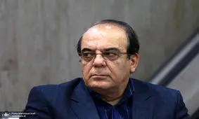 کنایه عباس عبدی به کدخدایی:  پروژه ضد ملی، یعنی هر پروژه‌ای که ملت و مردم را منشعب و حذف کند