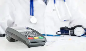 یک ماه تا آخرین مهلت پزشکان برای ثبت‌نام کارت‌خوان