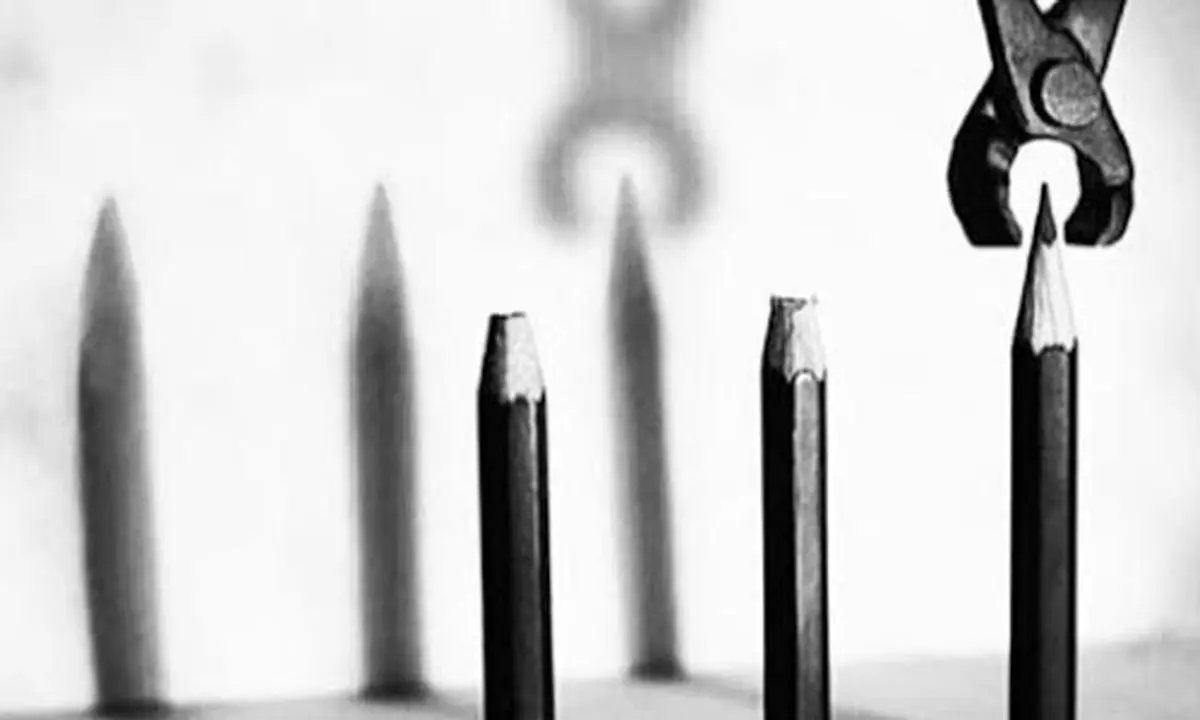 خلاصه وضعیت این روزهای ایران در یک کارتون