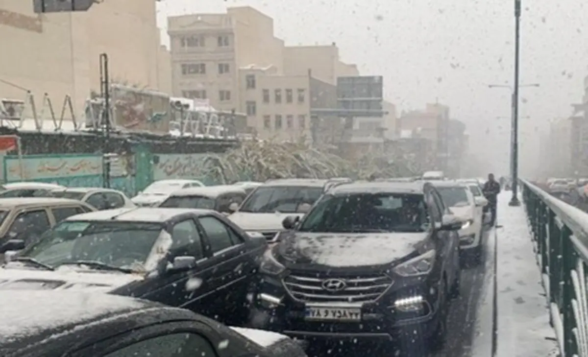 ترافیک سنگین در تمامی محورهای منتهی به پایتخت