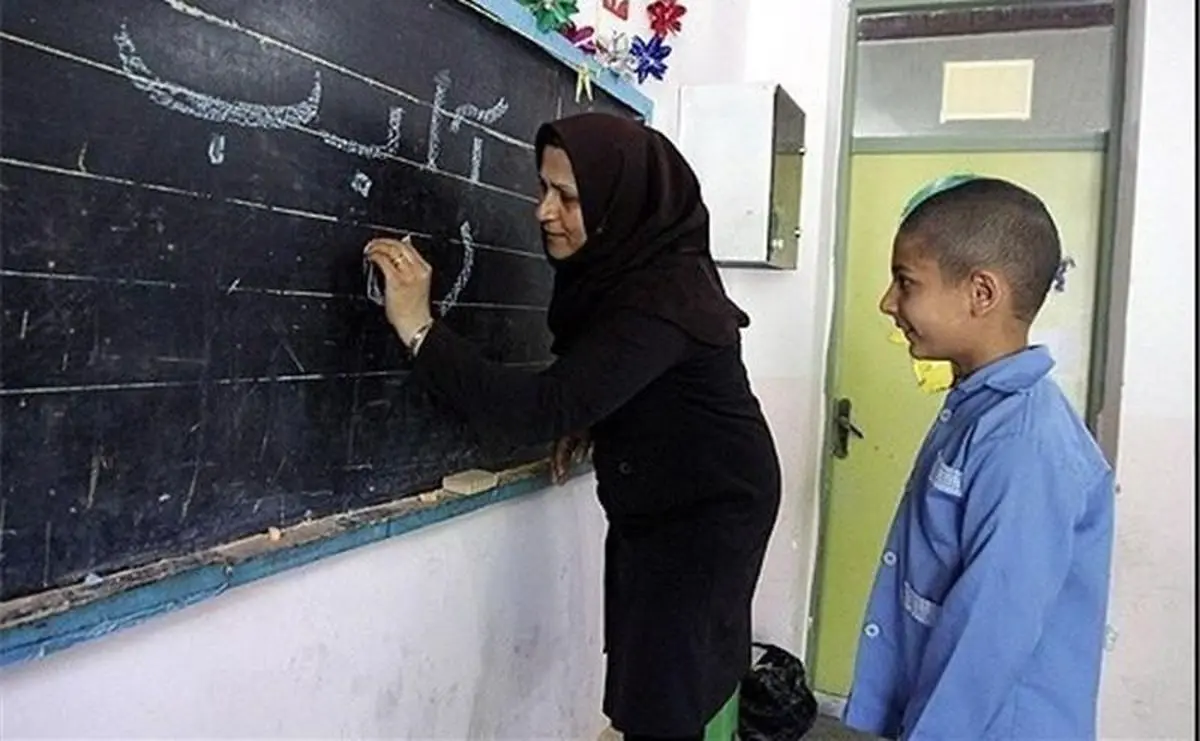 موافقت مجلس با استفساریه تعیین تکلیف استخدامی معلمان حق‌التدریسی