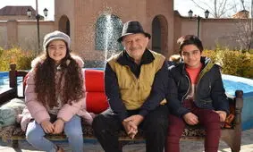 بازیگر پیشکسوت کنار سحر قریشی به سینما برگشت