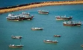 توقیف سه قایق صیادی غیر مجاز کویتی در بندر ماهشهر