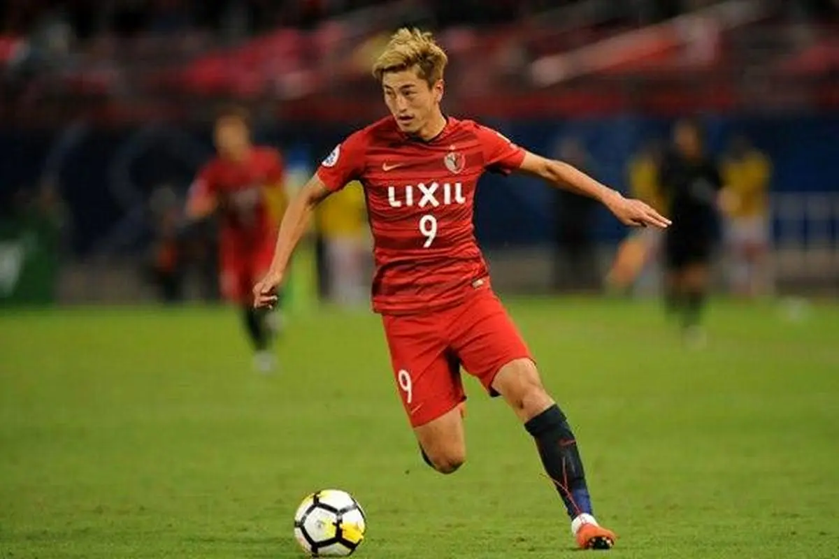 بازیکن ژاپنی در تیررس تراکتور