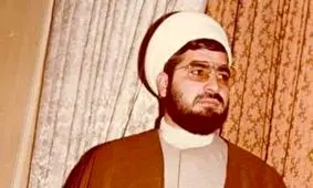 روحانی، ۳۰ دی ۱۳۵۷: خداوند اسلام را از شر خشکه‌مقدس‌ها حفظ کند