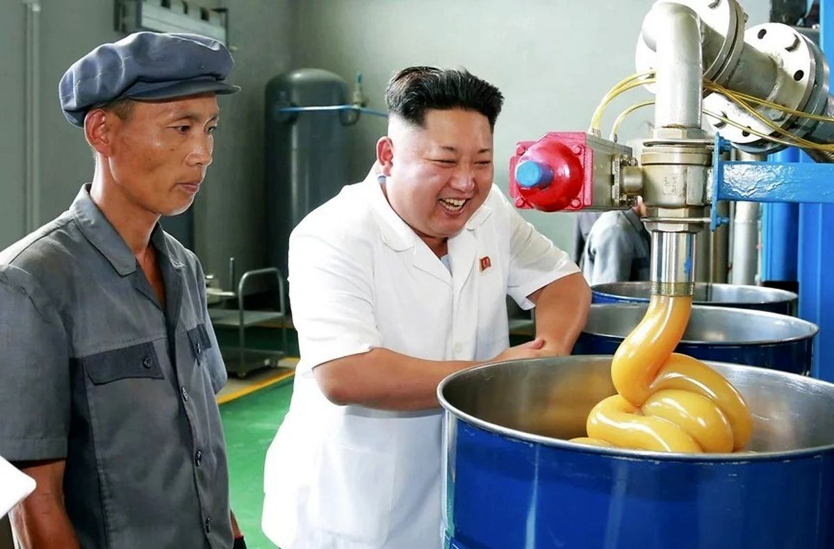 روش عجیب تولید کود در کره شمالی / هر فرد باید روزانه صد کیلوگرم مدفوع تولید و تحویل دهد
