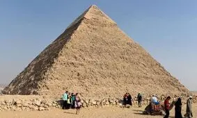 اینفلوئنسر اینستاگرامی به دلیل بالا رفتن از اهرام مصر زندانی شد