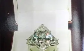 سرقت انگشتر پیرزن با شعبده بازی!