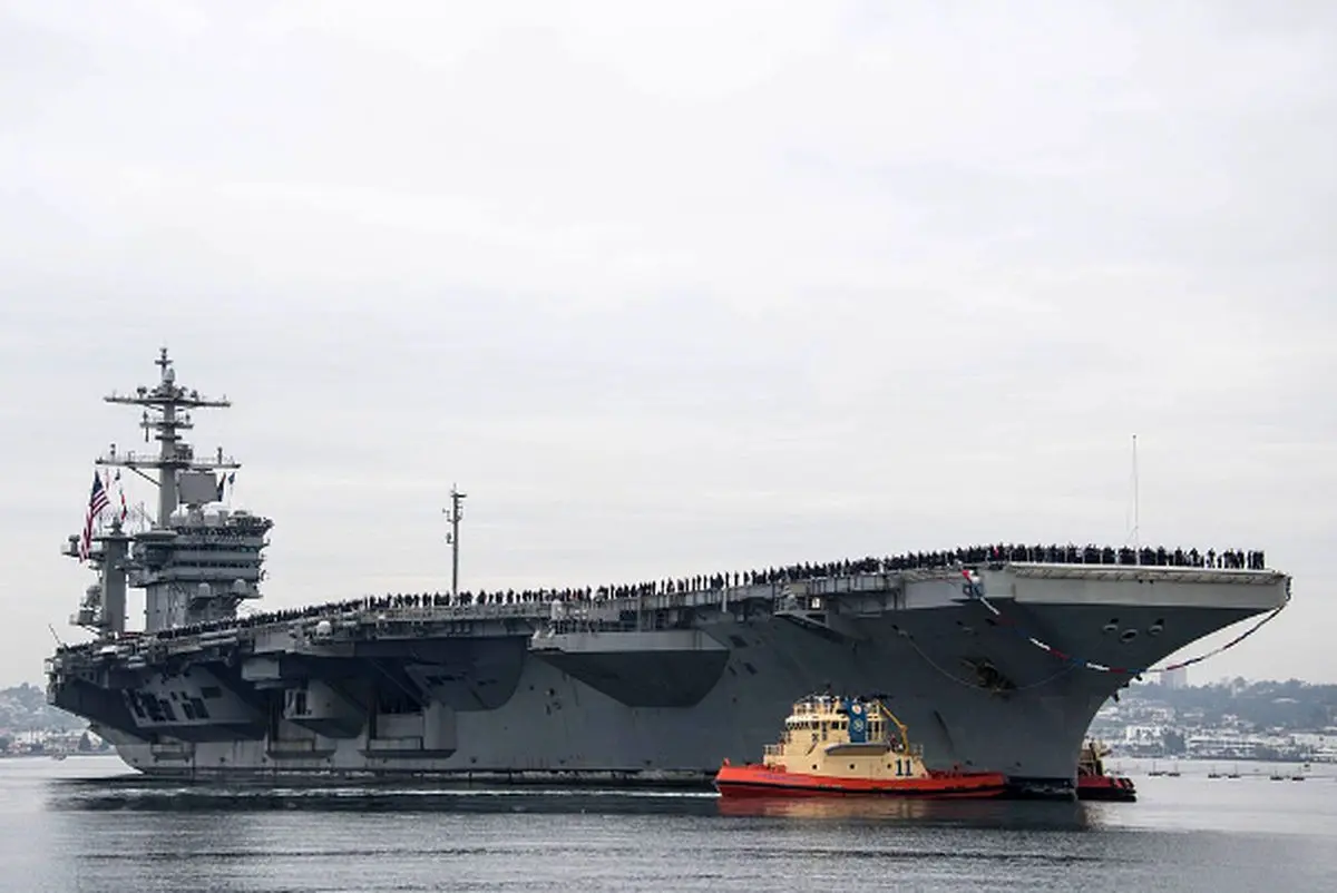 ناو هواپیمابر لینکلن بعد از 295 روز پرسه در منطقه، به آمریکا بازگشت