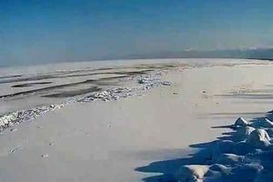 فیلم| دور تند یخ زدن دریاچه بایکال در ۲۰ روز در ۳۵ ثانیه