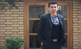پودرها را آقا فرهاد از دوبی آورد و گفت بخورید!