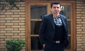 پودرها را آقا فرهاد از دوبی آورد و گفت بخورید!