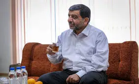 روی نیمکت ذخیره نظام هستم/ آقای روحانی در برابر انتقاد بسیار عصبانی می‌شوند/ مستند انتخاباتی کروبی با مساعدت رهبری پخش شد