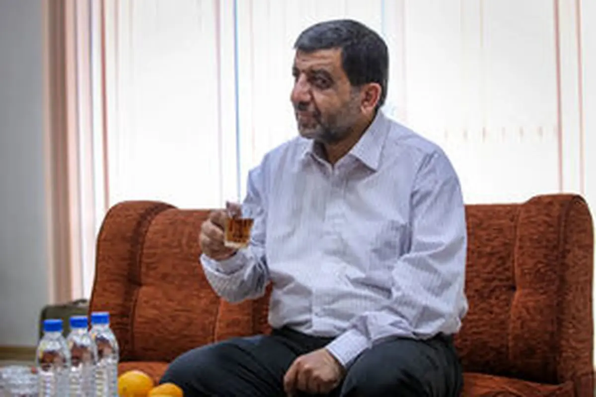 روی نیمکت ذخیره نظام هستم/ آقای روحانی در برابر انتقاد بسیار عصبانی می‌شوند/ مستند انتخاباتی کروبی با مساعدت رهبری پخش شد