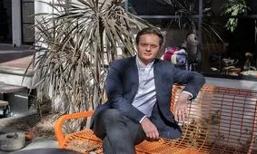 جوان لهستانی در بورس تهران پول پارو می‌کند!