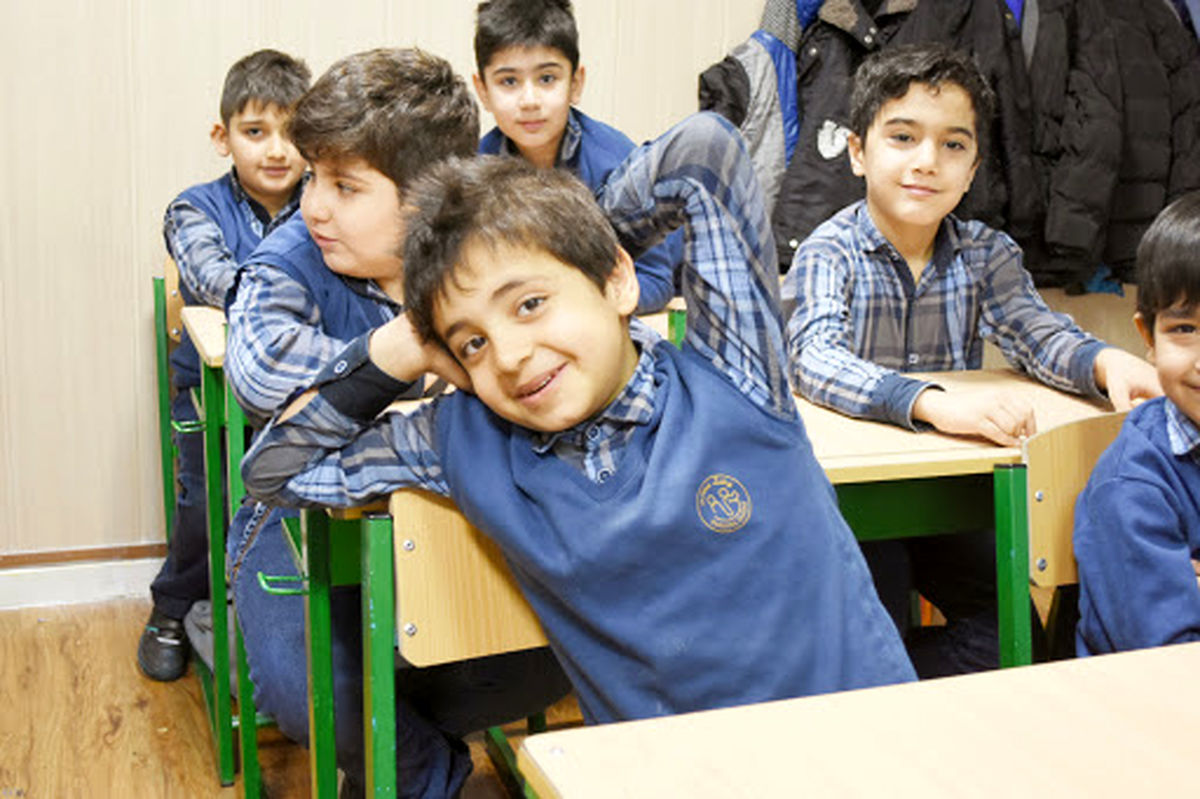 اخذ هزینه در مدارس به اسم کارنامه