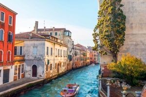 ایتالیا از گردشگران ونیزی جاسوسی می‌کند؟