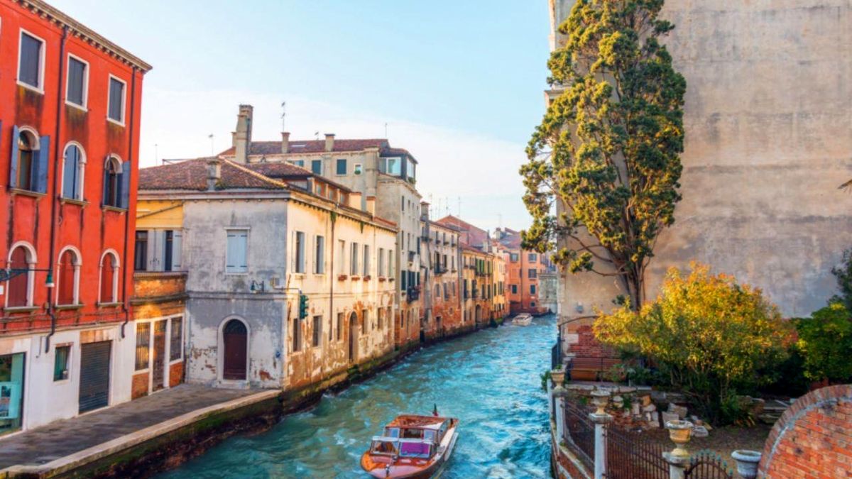 ایتالیا از گردشگران ونیزی جاسوسی می‌کند؟