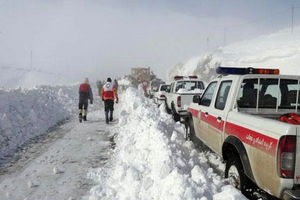 اسکان ۲۳۷ مسافر گرفتار در برف و کولاک