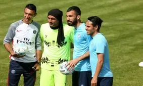 آقای گل در تمرینات استقلال حاضر شد