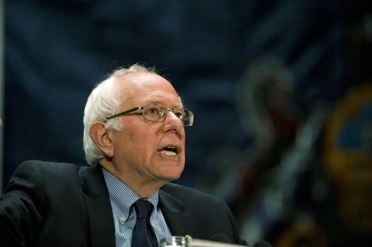 سندرز حاکمان عربستان را "جانی‌های قاتل" خواند