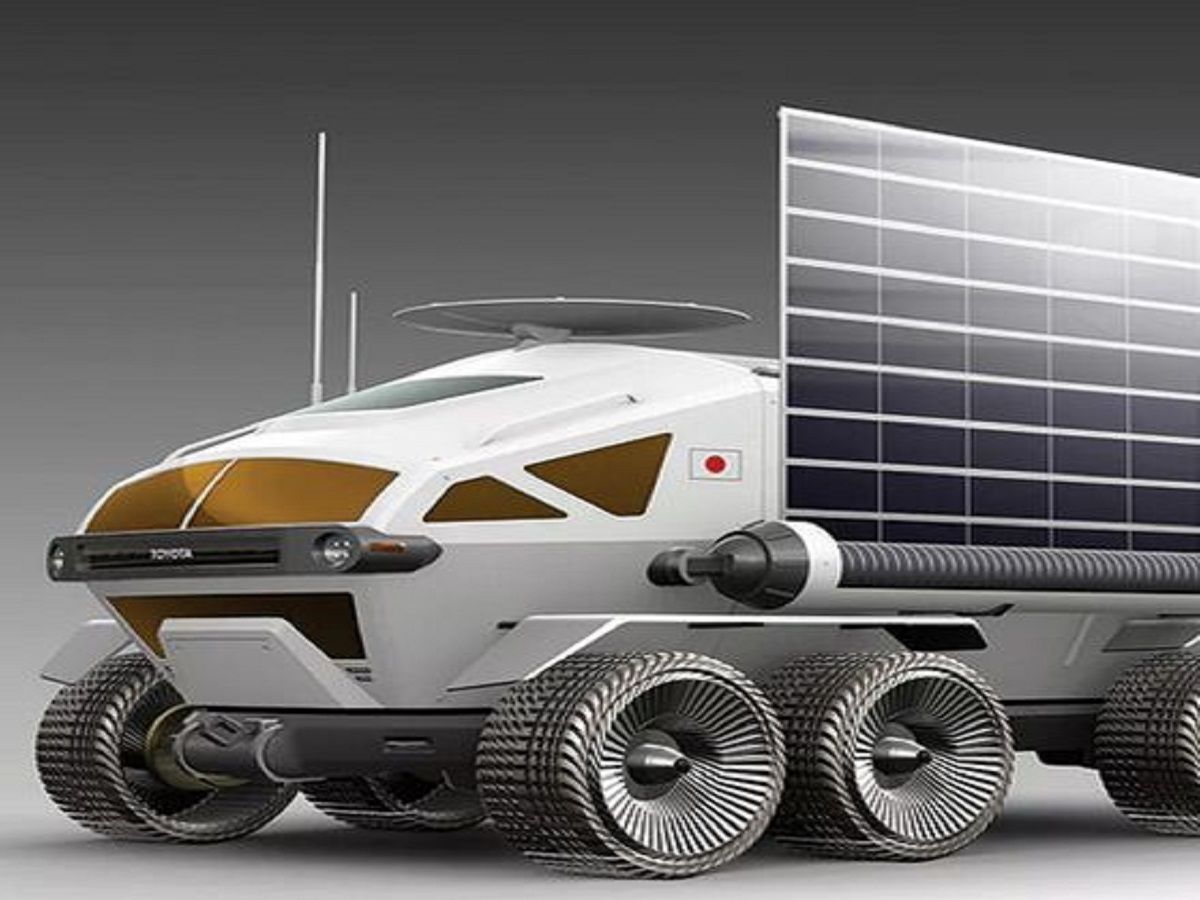 خودروهای خاص برای رانندگی در ماه بدون لباس فضایی