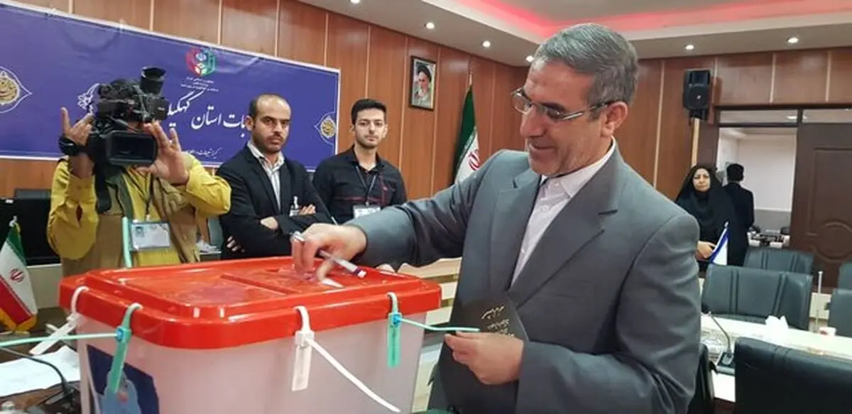 استاندار کهگیلویه و بویراحمد رأی خود را به صندوق انداخت