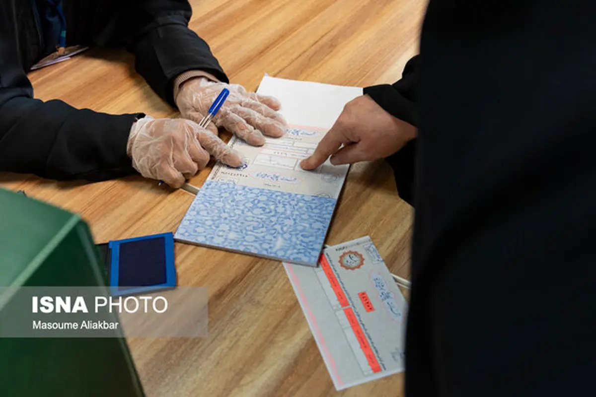 مشارکت مردم البرز در انتخابات + عکس