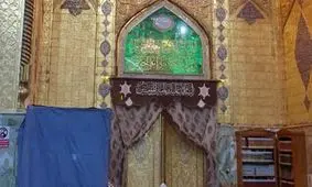 عکس/ درهای حرم حضرت امیرالمومنین(علیه السلام) برای پیشگیری از کرونا بسته شد