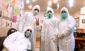 سلفی‌های پزشکان با لباس‌های ضد کرونا