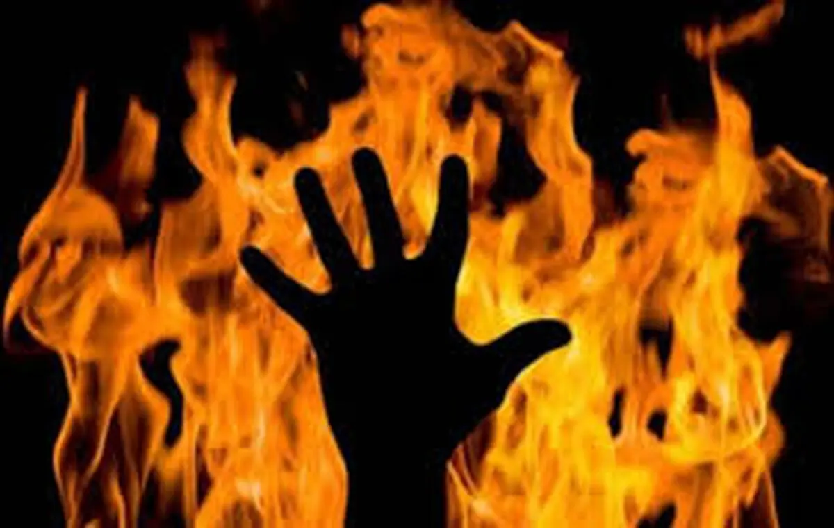 مهوش عاشق بوی بنزین بود/ بنزین روی لباسش ریختم و گفتم این هم ادوکلن / سیگار را که روشن کردم...