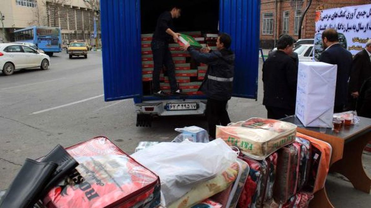 کامیون حامل کمک‌های مردمی به سیل‌زدگان جنوب سیستان و بلوچستان توقیف شد