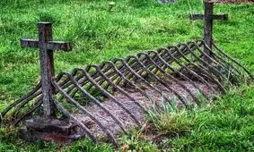 داستان هولناک نبش قبر و مورت سیف؛ محافظان آهنین مردگان/ تصاویر