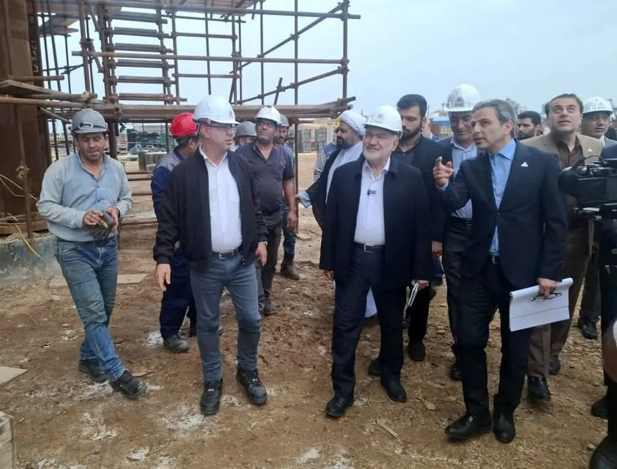 استاندار خوزستان: حمایت از سرمایه‌گذاری در پتروشیمی، اولویت اصلی دولت است