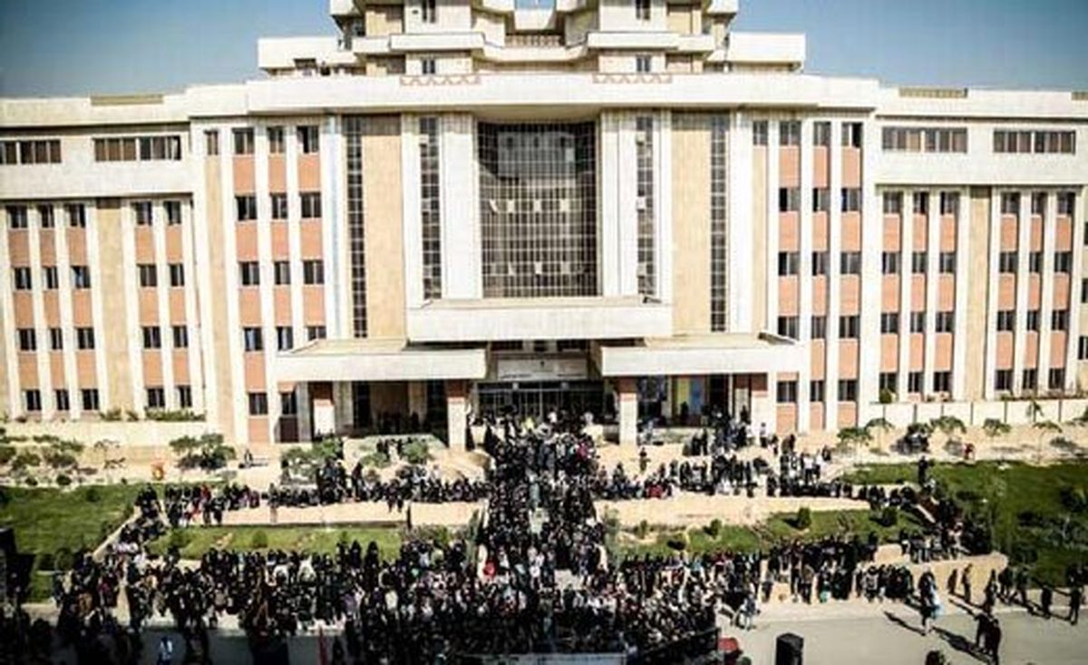 آتش در دفتر بسیج دانشجویی دانشگاه آزاد تهران شمال/ عکس
